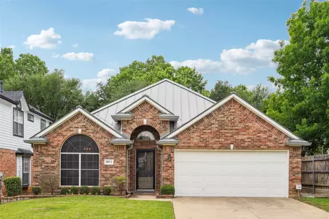 3671 Smoke Tree Trl, Euless, TX 76040