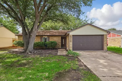 5220 Alpha Dr, The Colony, TX 75056