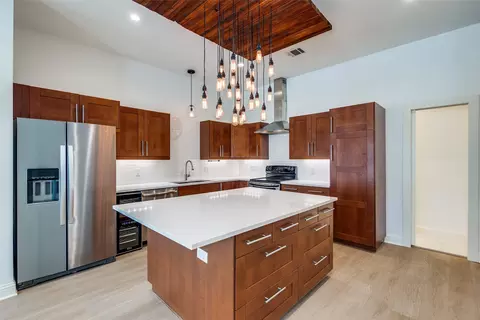 1811 S Ervay St, Dallas, TX 75215