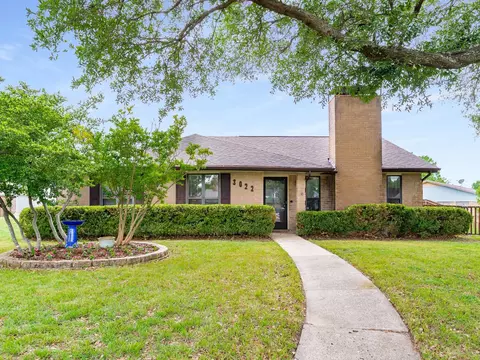 3022 Piccadilly Ct, Garland, TX 75044