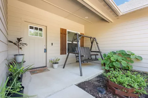 801 Santa Fe St, Keene, TX 76059