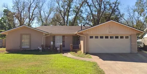 3916 Parkway Dr, Bossier City, LA 71112