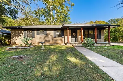 3901 Acree St, Beverly Hills, TX 76711