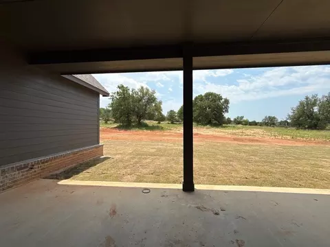 Exterior - 509 Ashlow Ct, Springtown, TX 76082 photo 6 of 8