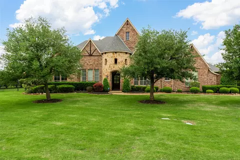 812 Rutledge Ln, Lucas, TX 75002