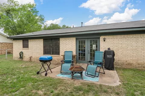 236 Laredo Dr, Hewitt, TX 76643 photo 23