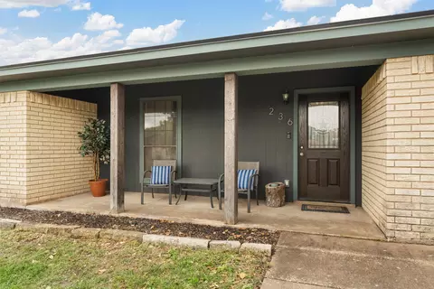 236 Laredo Dr, Hewitt, TX 76643 photo 3