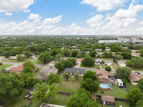 236 Laredo Dr, Hewitt, TX 76643 photo 29