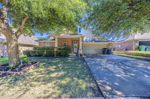 6320 Wright Armstrong St, Fort Worth, TX 76179