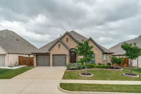 1308 Bluestem Dr, Aubrey, TX 76227