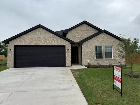 1309 Brad Kellar Dr, Greenville, TX 75402