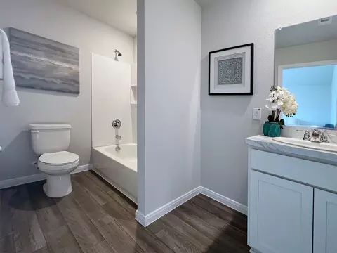 Bath - 306 Paschal Rd, Mabank, TX 75147 photo 2 of 2