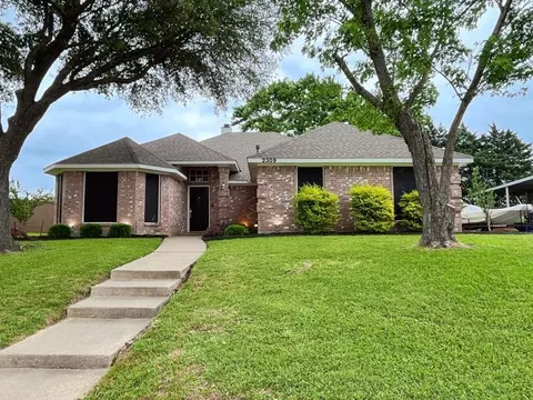 2309 Lesley Ln, Mesquite, TX 75181