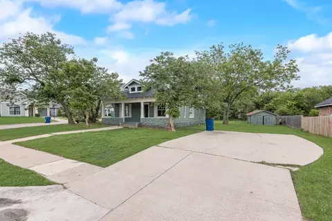 244 Dunlap St, Waxahachie, TX 75165