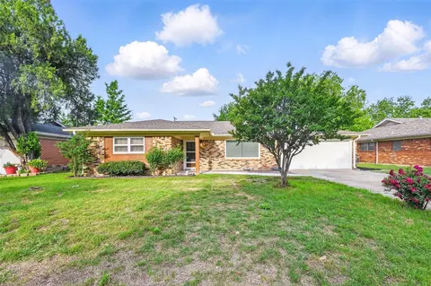 7012 Chippendale Dr, Fort Worth, TX 76134
