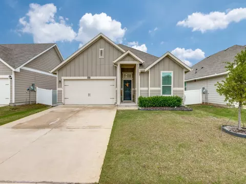 9004 Huxley Dr, Providence Village, TX 76227