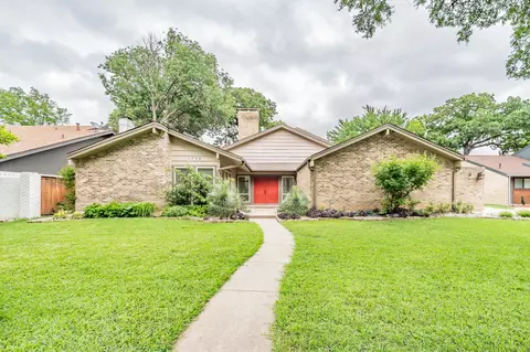 1324 Broadmoor Ln, Irving, TX 75061