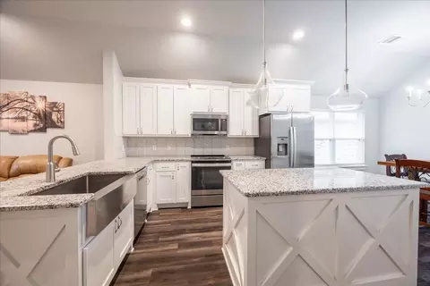 308 Bronco Dr, Pilot Point, TX 76258 photo 10