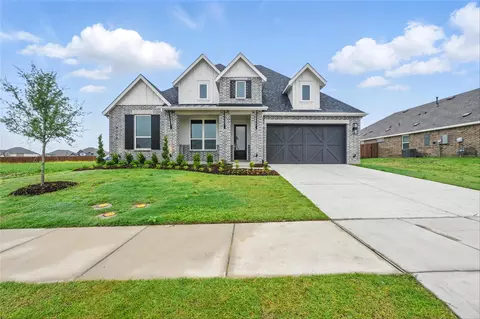 2236 Emerald Dr, Waxahachie, TX 75167