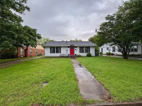 1706 N Shannon St, Sherman, TX 75092