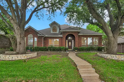 1321 Burlington Dr, Plano, TX 75025