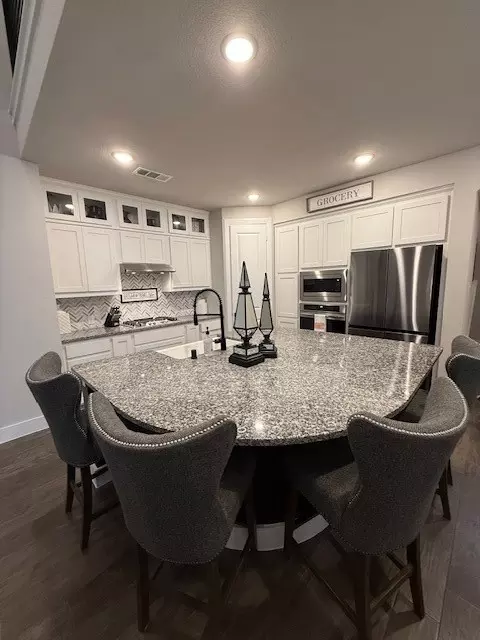 Kitchen - 720 Lamp Post Ln, Argyle, TX 76226 photo 1 of 1