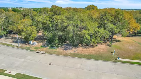 133 Falcon Point Dr, Heath, TX 75032