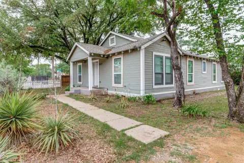 1423 Toronto St, Dallas, TX 75212