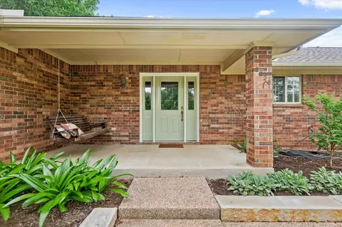 2020 Sauls Ln, Denton, TX 76209