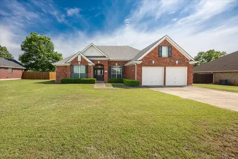265 Old Spanish Trl, Valley View, TX 76272