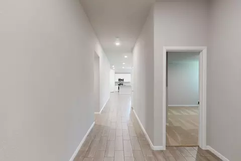 Entry Way - 3909 Yarrow Dr, Argyle, TX 76226 photo 2 of 3