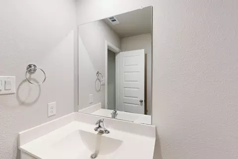 Bath - 3909 Yarrow Dr, Argyle, TX 76226 photo 1 of 1