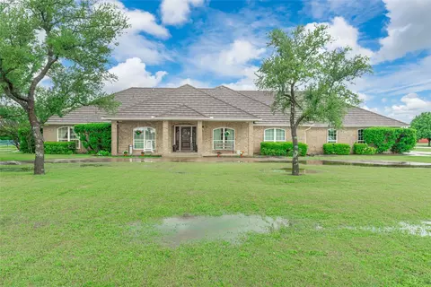 1653 Floyd Hampton Rd, Crowley, TX 76036