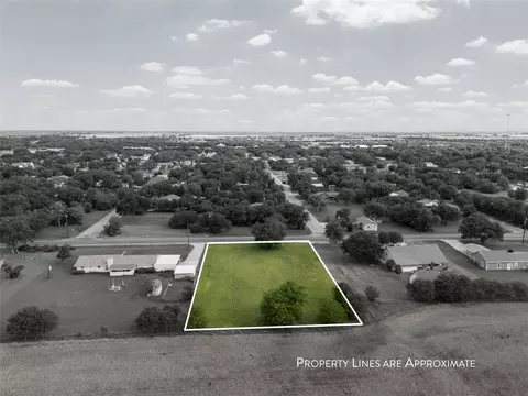 tbd E 7th St, Mcgregor, TX 76657