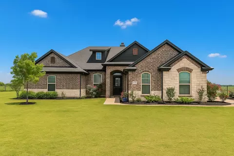 126 Esther Ct, Millsap, TX 76066