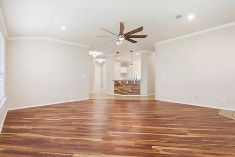 9936 Caney Creek Dr, Waco, TX 76708 photo 6