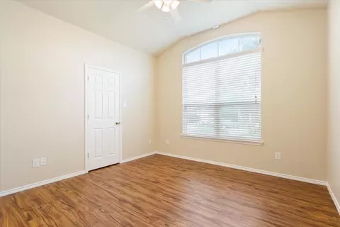 9936 Caney Creek Dr, Waco, TX 76708 photo 23