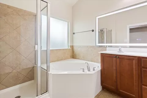 9936 Caney Creek Dr, Waco, TX 76708 photo 17