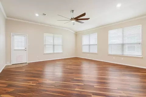 9936 Caney Creek Dr, Waco, TX 76708 photo 8
