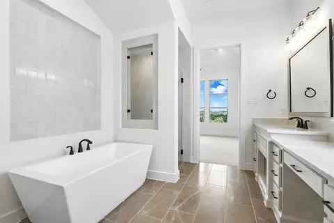 Bath - 14508 Capridge Rd, Aledo, TX 76008 photo 3 of 3