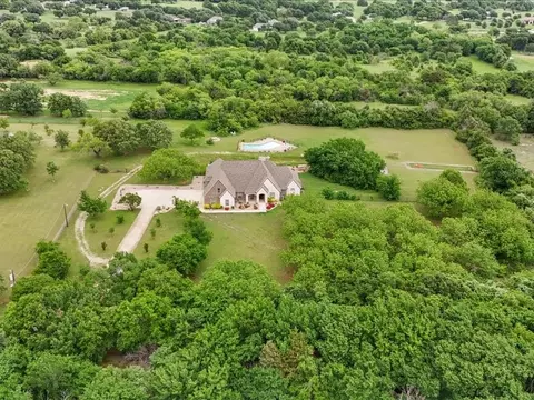 2730 Bryson Rd, Mansfield, TX 76063