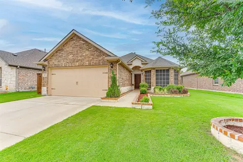 2804 Colorado Dr, Little Elm, TX 75068