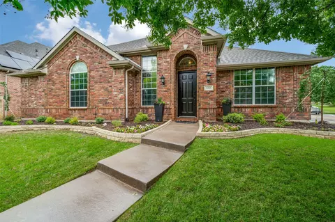 2304 Sir Belin Dr, Lewisville, TX 75056
