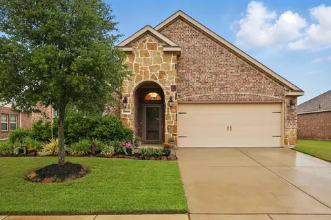 2900 Megan St, Denton, TX 76209
