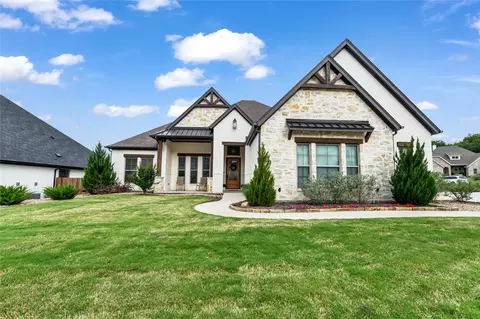 1129 Mountain View Dr, Weatherford, TX 76087