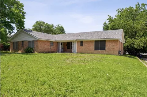 5313 Wonder Dr, Fort Worth, TX 76133