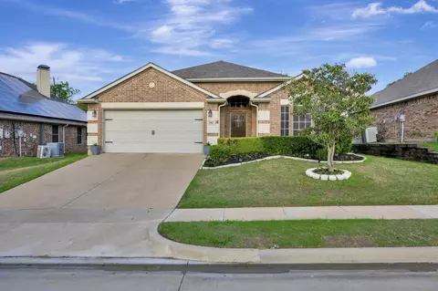 3921 Vista Greens Dr, Keller, TX 76244