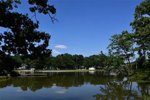 155 Little River Bnd, Mabank, TX 75156