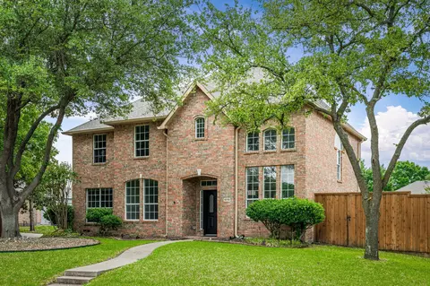 5010 Orleans Cir, Rowlett, TX 75088