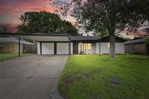 2708 Ash Park Dr, Richland Hills, TX 76118